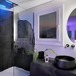 Hotel Million Stars Mykonos, Iconic By Design 5*