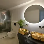 Million Stars Mykonos, Iconic By Design Hotell Kalafati