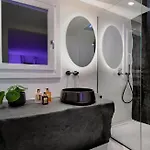 Hotell Million Stars Mykonos, Iconic By Design Kalafati